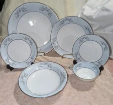 Noritake Blueridge 5858 6 piece setting Perfect Condition
