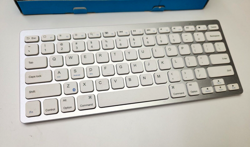 Anker Ultra Slim Bluetooth Keyboard A7726 - Silver - Picture 4 of 5