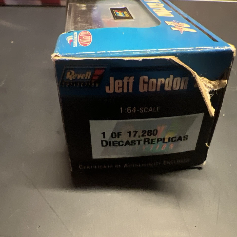 Chevy Monte Carlo 2001 colección Revell Jeff Gordon DuPont Pepsi 1:64 en caja Foto 3 de 4