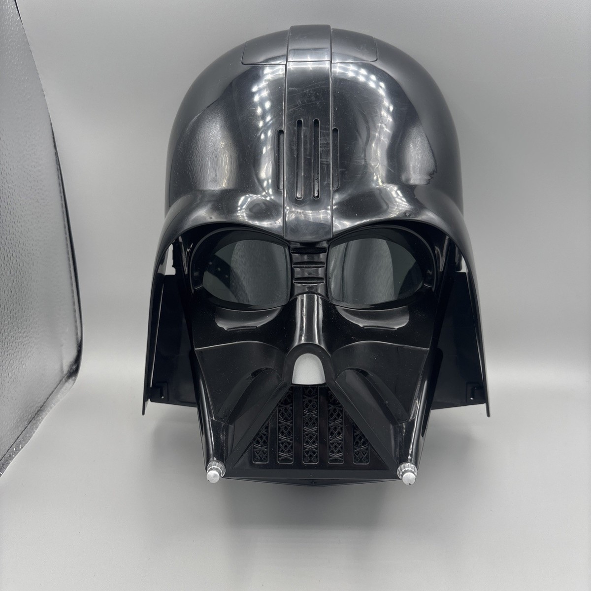 Darth Vader Electronic Voice Changing Helmet Mask - Hasbro Star