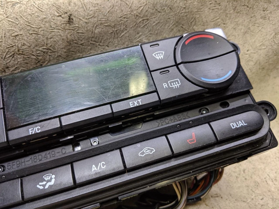 Climatizador de temperatura automático delantero AC compatible con 05-07 Ford Fiving Hunteren w163 Foto 3 de 4