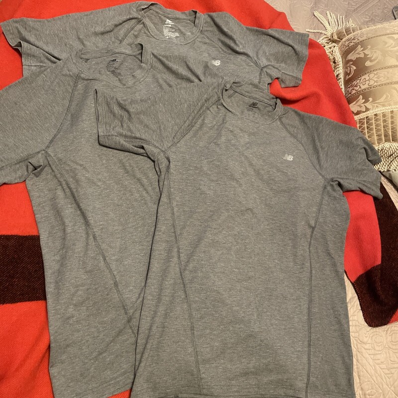 New Balance Stretch Performance Large Grey Lot Of 3 Short Sleeves shirts