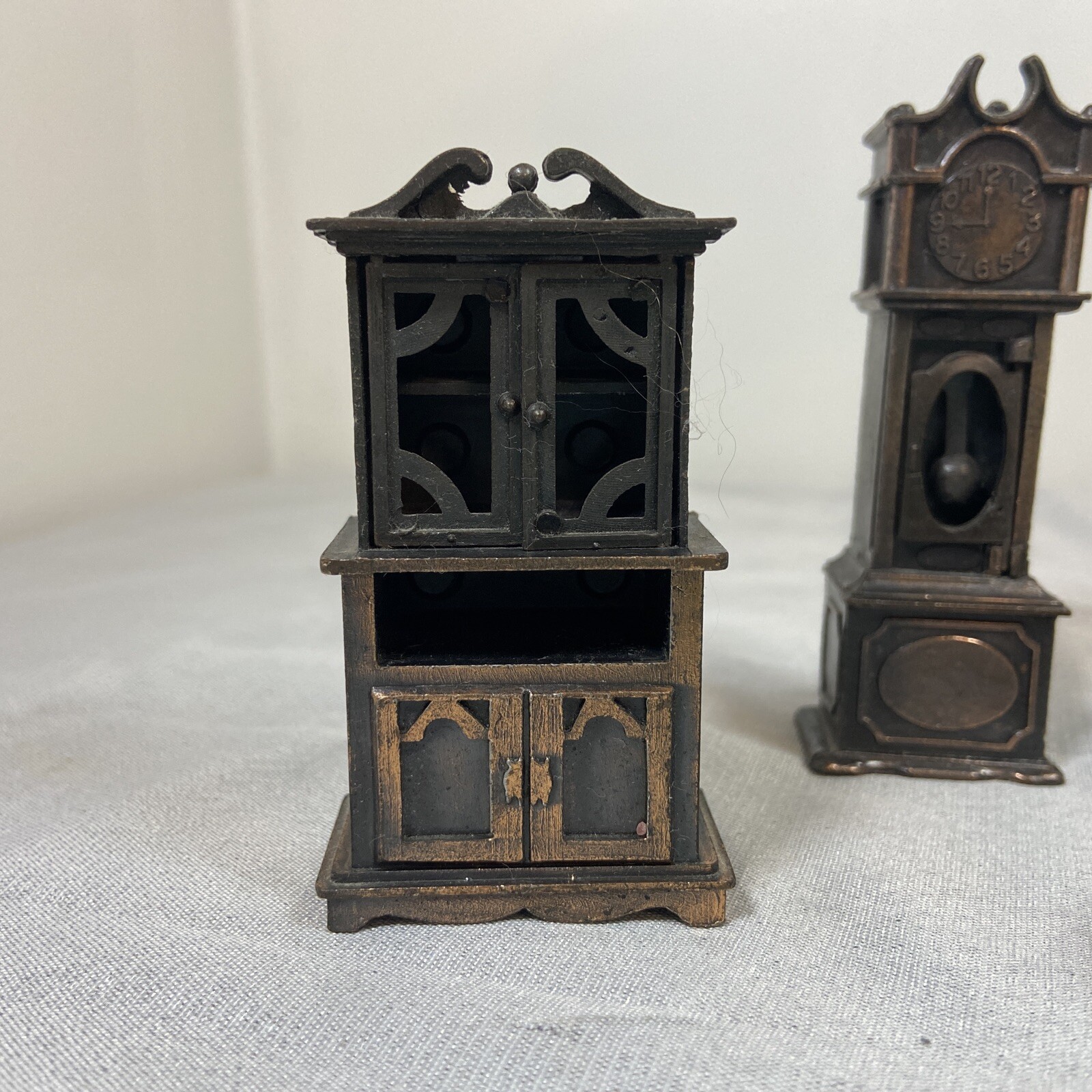 Vintage Durham Industries Metal Miniatures & Doll House Furniture