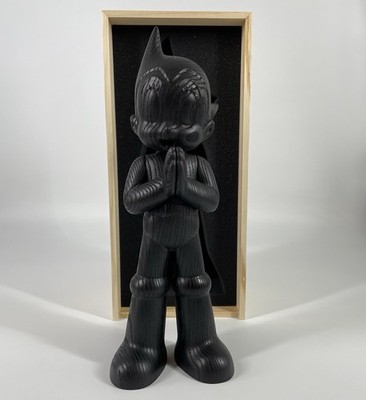 Toyqube Astro Boy Greeting Wood Black Figure Statue 12 Inches COA 2020 Rare