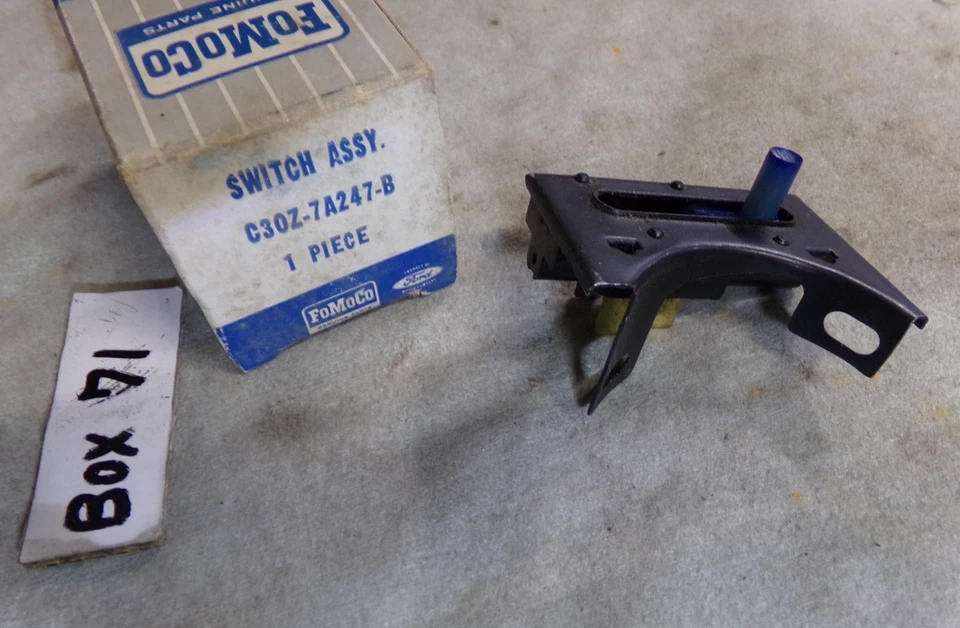Interruptor de seguridad neutro, Ford Fairlane 1962/64, transmisión F/M/2. NOS Foto 4 de 4