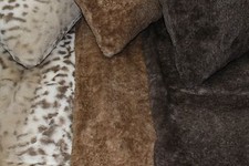 Webpelzdecke-Kissenhülle Felloptik Wohndecke Felldecke 150x200 cm - 45x45 cm 