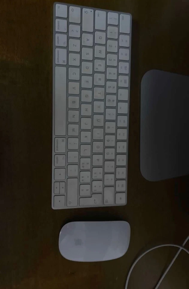 Apple iMac 21.5 '' (1TB, Intel Core i5, 3,4 GHz, 8GB) All-in-One Desktop -... - Immagine 2 di 2