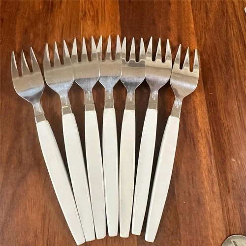 Vintage Cutlery Set JAPAN - Roses Pattern on Handle 29 pce - Stainless RETRO 70s - Picture 10 of 24