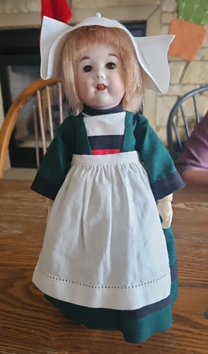 Tête seule : reproduction de S F B J Moule 251 Taille 7