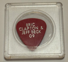 ERIC CLAPTON & JEFF BECK GUITAR PICK 2009 TOUR VERY RARE CONCERT STAGE PLECTRUM