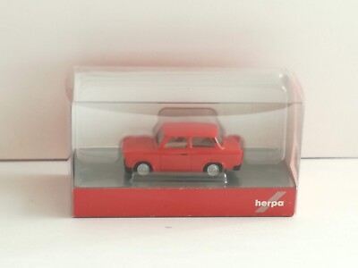 Trabant 1.1 Limousine, indian red - 1:87 (Herpa item: 027342-003)