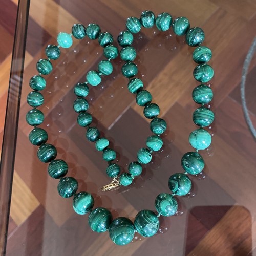 Vintage Hand Turned Malachite Graduated Necklace w/ 14k Yellow Gold Clasp - 26” - Picture 5 of 19