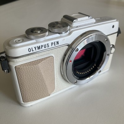 OLYMPUS PEN Lite-E-PL7 mit 1500 Auslösungen. Solo Body. Body only