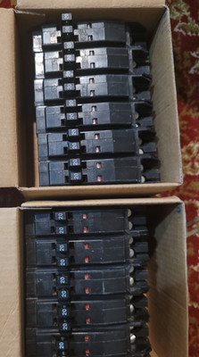 QO2020 - Square D - 20 Amp Tandem Circuit Breaker