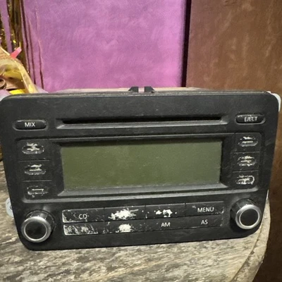 Volkswagen RCD 300 Radio/Lecteur CD (5M0035186) - Photo 1/4
