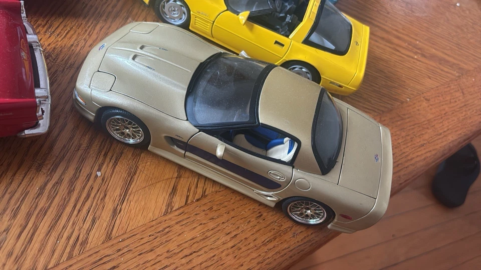 Lot of 9 Diecast Sport Cars All  1:18 Scale Mix Brands Rare Ones Collectors - Image 4 of 4