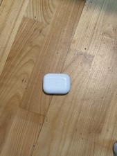 Apple AirPods Pro with Wireless Charging Case A2190