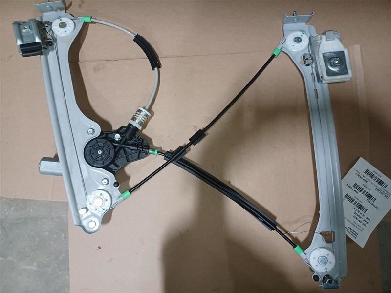 Chevrolet Corvette 2023 Front Window Regulator 2746828