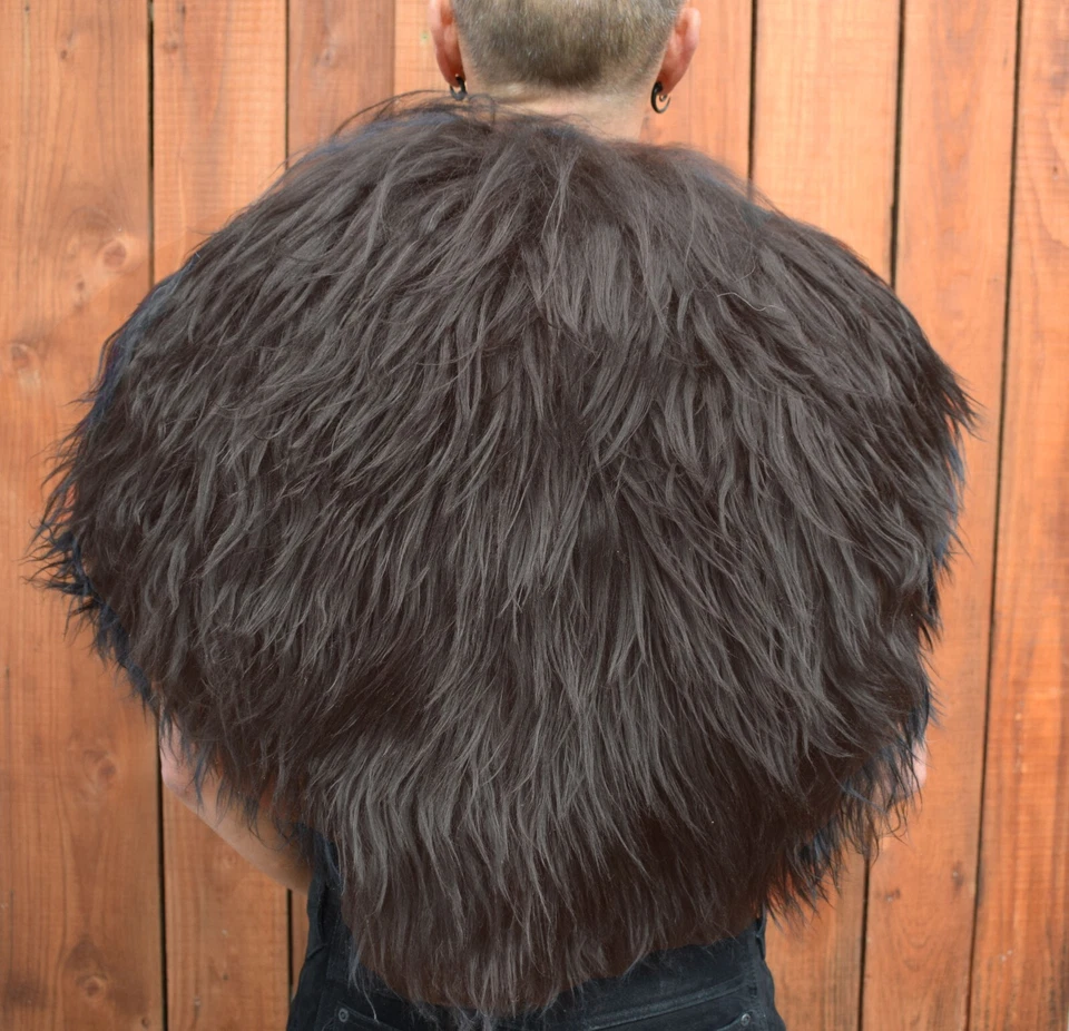 Wikinger Fellumhang in Island braun, Thorhammer Leder Brosche mit Kette. Larp. - Bild 4 von 4