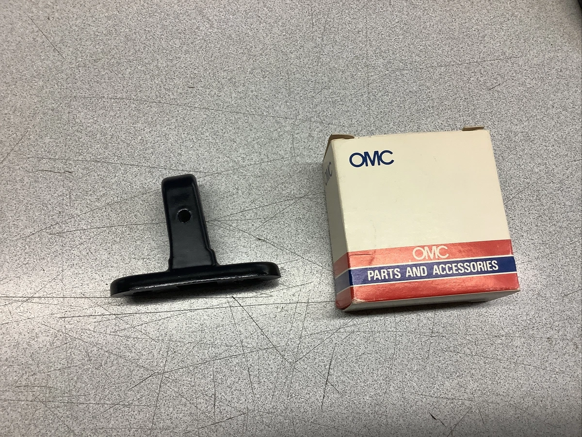 0332637 332637 OMC Evinrude Johnson Shift Cable Attachment Block 