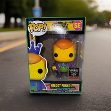 🌀SDCC 2024 Funko Fundays Exclusive Batman Freddy Penguin Blacklight Pop /250🌀