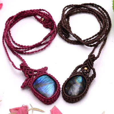 Set Aus 2 Labradorit Gemsteinen Handgefertigte Boho Makramee Halsketten - Bild 1 von 4
