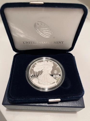 2025 Marine Corps 250th Anniversary Silver Proof Coin 1oz American Eagle NEW