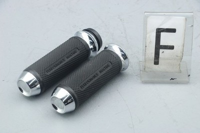 2023 Harley Street Glide PERFORMANCE MACHINE Handlebar Grip Set CHROME #4103