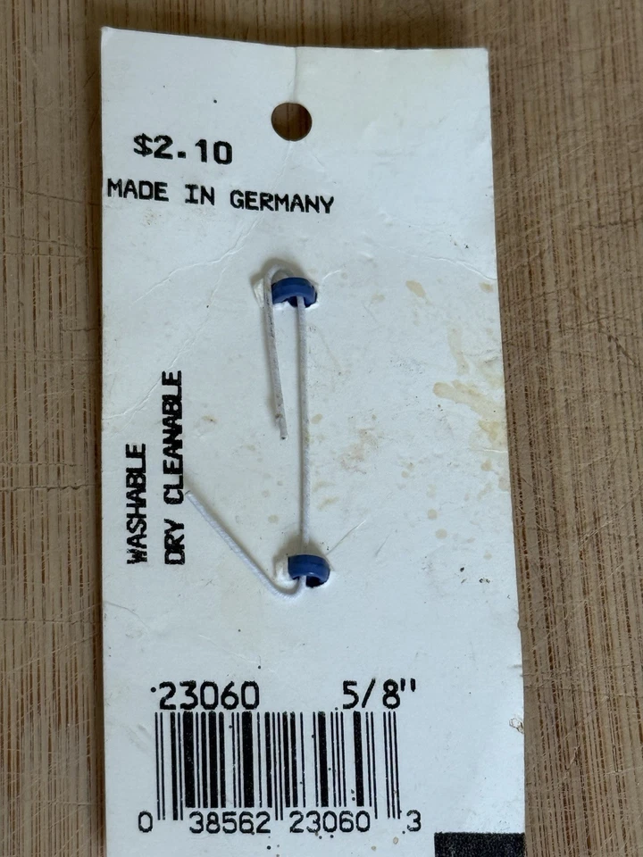 JHB Tropical Fish Button 5/8” 16mm Shank Novelty Multichrome Rainbow Sewing - Image 3 of 3