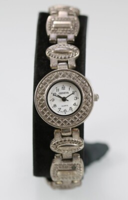 Genf Damen Uhr Antik Edelstahl Silber WR Weiß Batterie Quarz