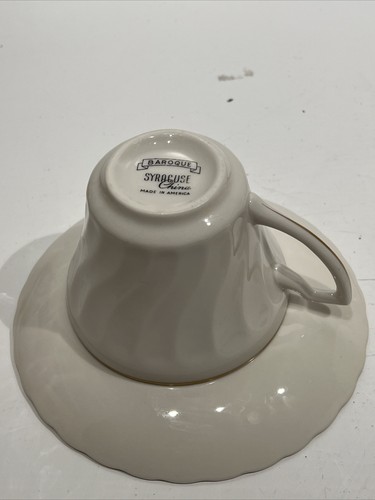 VINTAGE SYRACUSE CHINA BAROQUE GRAY & GOLD SWIRL PATTERN CUPS & SAUCERS (4) - Picture 7 of 10