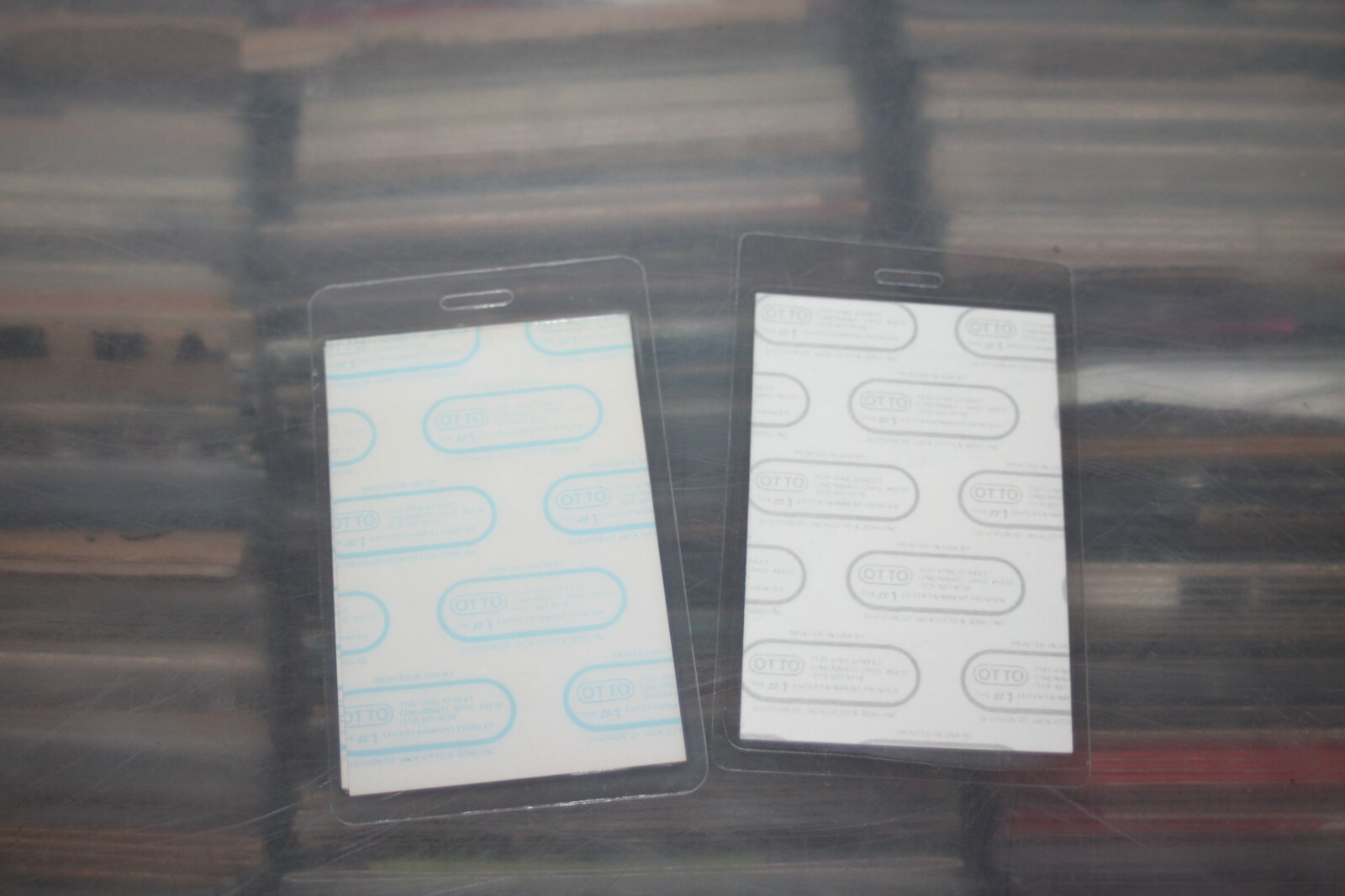 Zz Top 2x Laminated Backstage Passes Free Shipping Entertainment Memorabilia