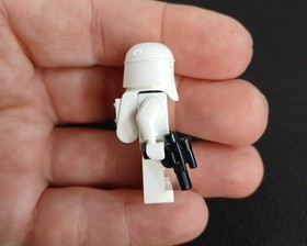 Lego Star Wars Snowtrooper Minifigure sw0115 from 8129 7749 7879 7666 4504 8084