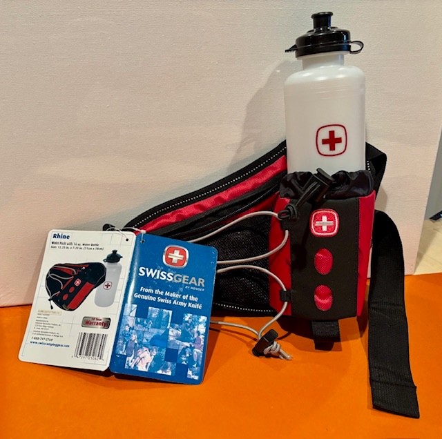SWISSGEAR Waist Pack With Water Bottle, New with Tags, Free 