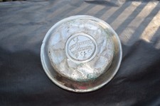 1931 1932 1933 Chrysler Hubcap Qty 1
