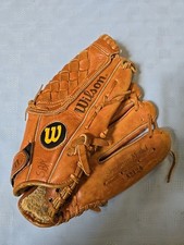 George Brett Signature Model Wilson A2124 Brown Leather Baseball Glove RHT 12"