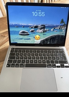   MacBook Pro 13.3'' M1 | 16 GB | 512 GB SSD | QWERTZ |   85 %