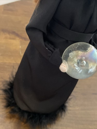 RARE Byers Choice Halloween *SIGNED* Joyce Green Face Witch Crystal Ball Bat Hat - Picture 4 of 9