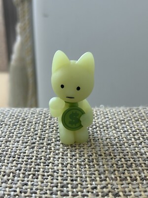Smiski At Work Series  Manekineko  - Lucky Money Cat - RARE SECRET