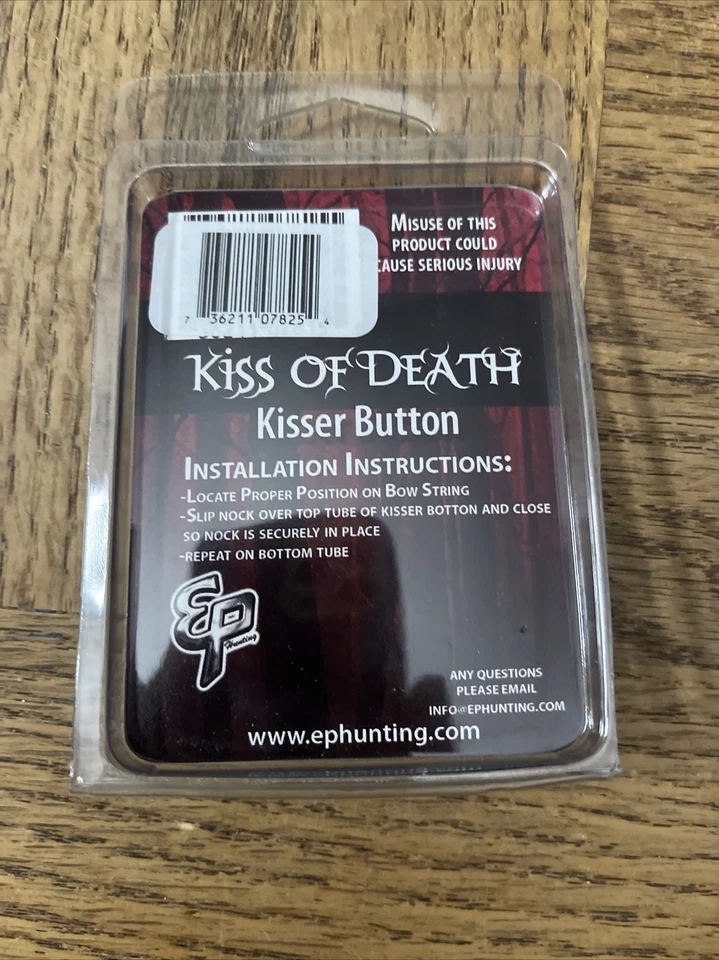OMP String Love Kisser Button AND EP Kiss Of Death Kisser Button PACKAGE - Image 4 of 4