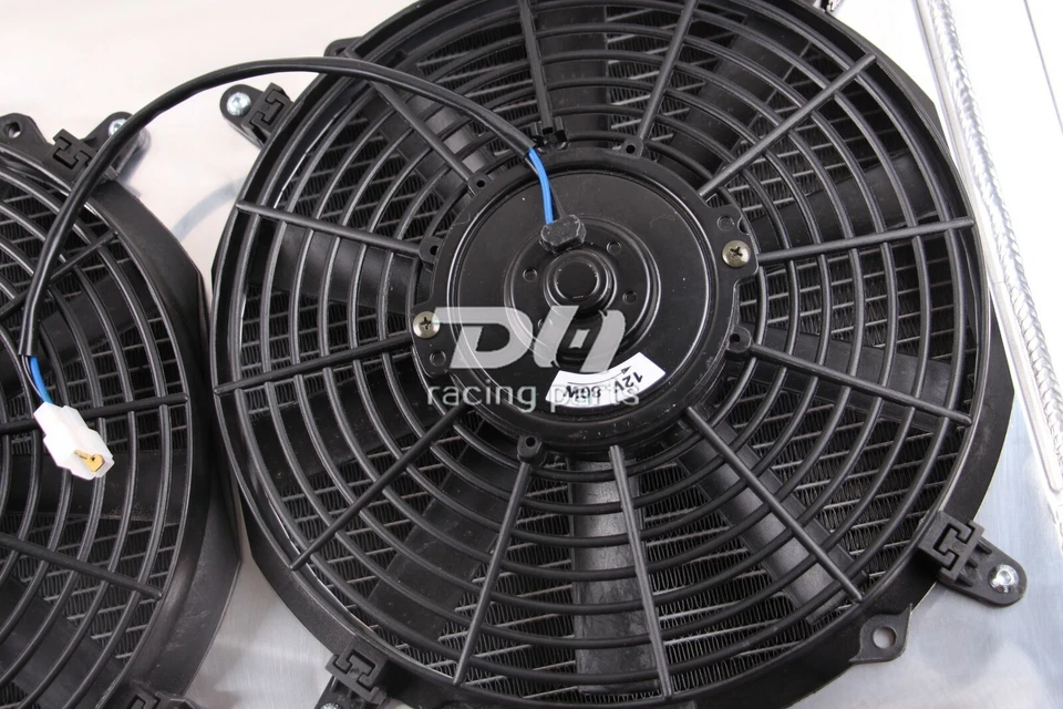 Radiador de corrida CU2789 alumínio completo 3 fileiras com ventilador de cobertura para Ford Mustang 2005-2014 - Imagem 3 de 4