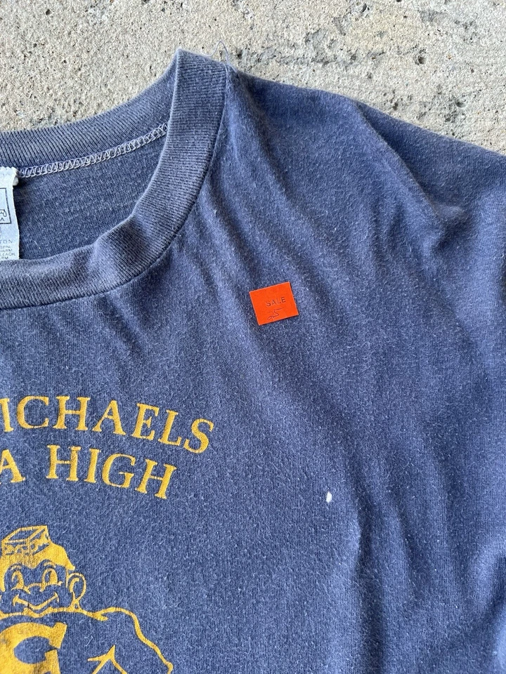 Camisa Grande Vintage Años 60 Carmichael’s Mighty Mikes High School Mascota Logo Foto 4 de 4