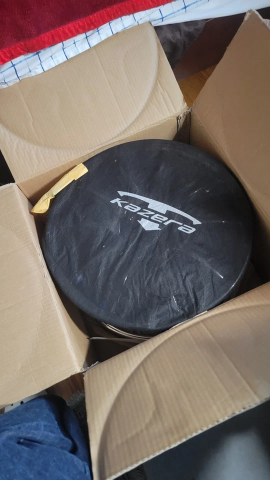 Rueda Kazera KZP descontinuada (cromo con detalles azules) Foto 4 de 4