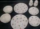 PETITE FLEUR Villeroy & Boch 8pc Set Salt Pepper Shaker Plates Bowls Saucers