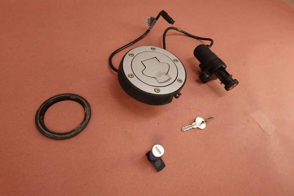 Juego de llaves de bloqueo de encendido tapa de gas BMW G650 GS G650GS 2005-2010 Foto 4 de 4