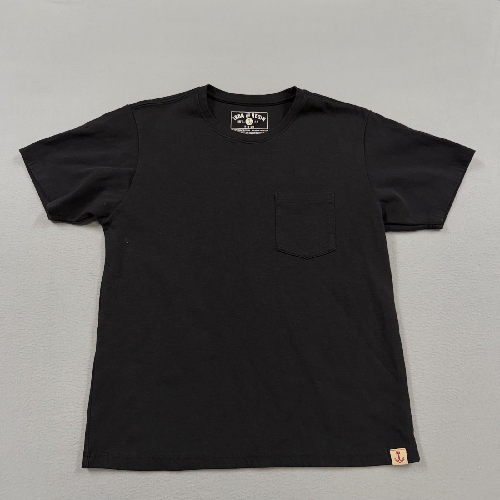 Iron And Resin Shirt Mens Medium Black Pocket Tee Anchor Logo Tagless Nautical