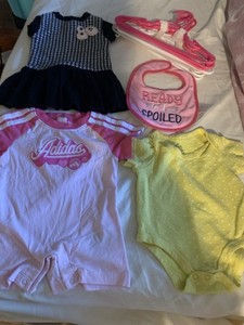 INFANT GIRL 6 MO. CLOTHES & (10) HANGERS