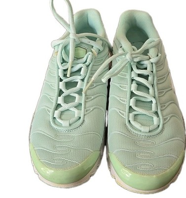 Nike Air Max Plus TN Women 8 Youth 6Y Mint Green White Tuned Air Excellent