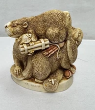 Harmony Kingdom Damnable Plot 1995 Beavers with Dynamite - Box Figurine