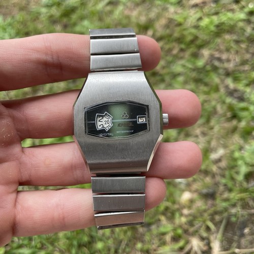 Vintage Enise Mechanical Wind Jump Hour Style Digital Watch – Stainless Steel